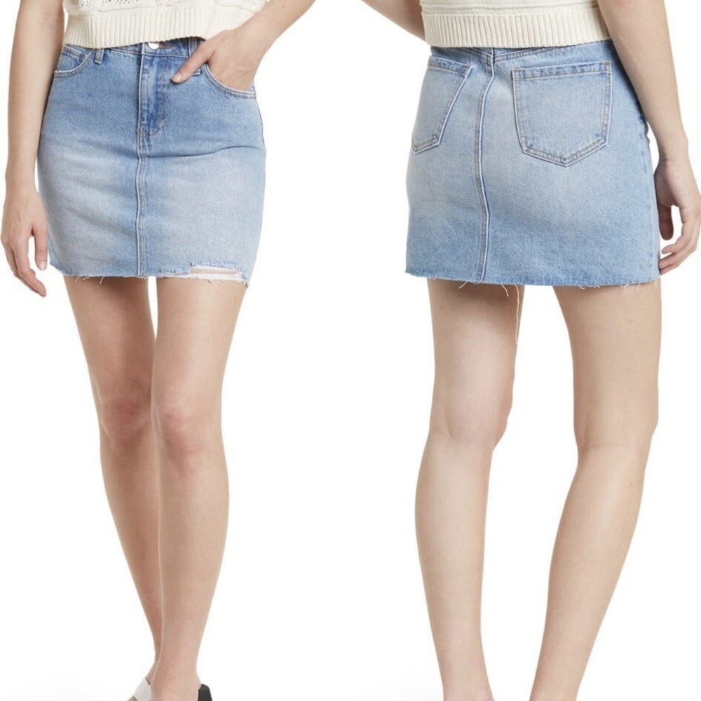 Abound Light Wash‎ Blue Distressed Mini Denim Jean Skirt Size 28 NWT